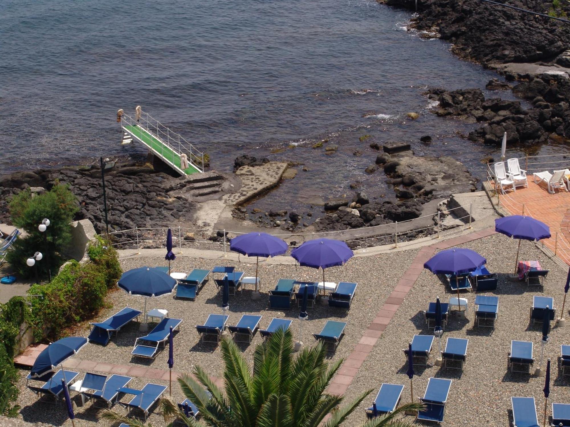 Kalos Hotel Giardini-Naxos Exterior foto