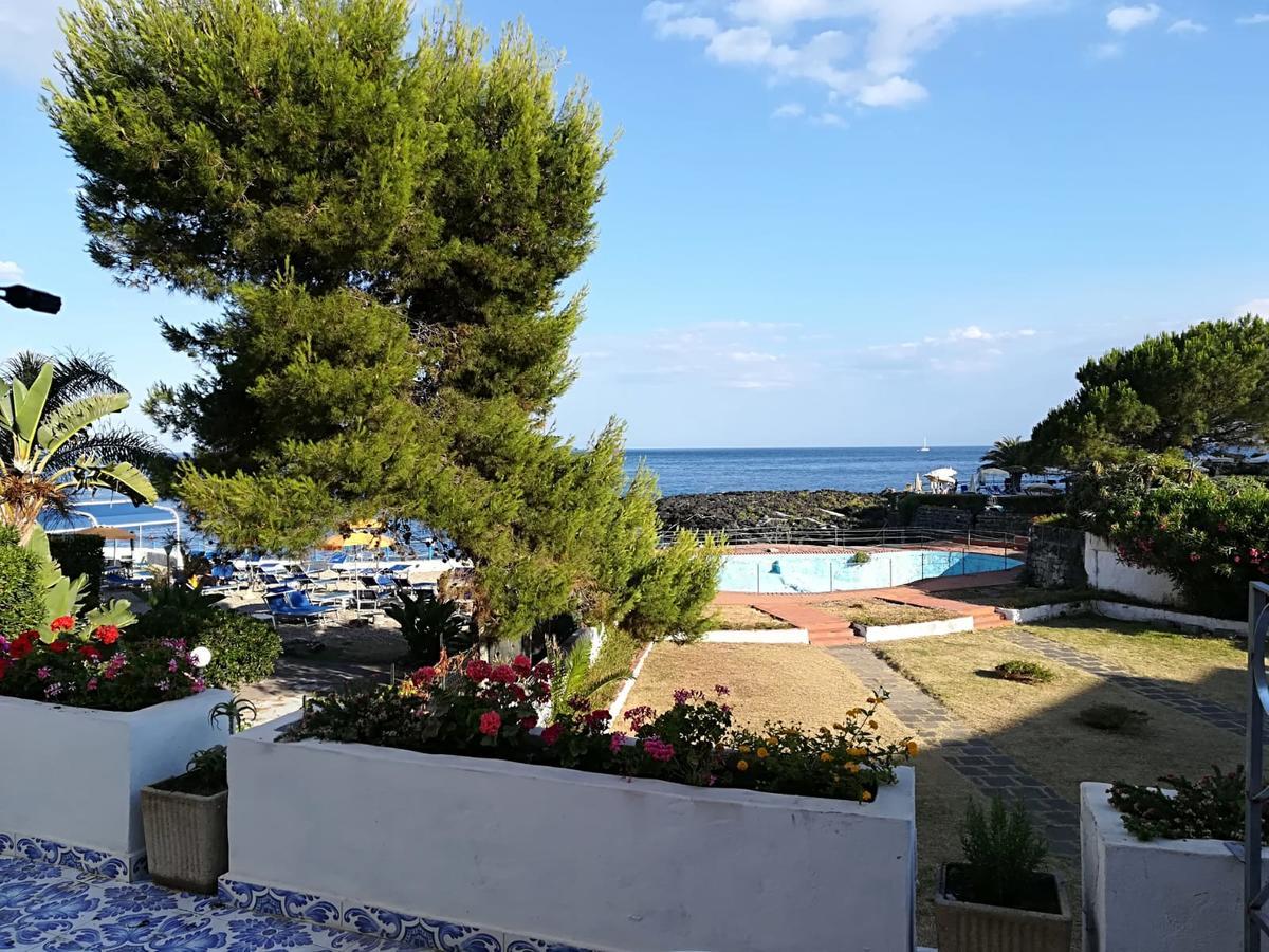 Kalos Hotel Giardini-Naxos Exterior foto